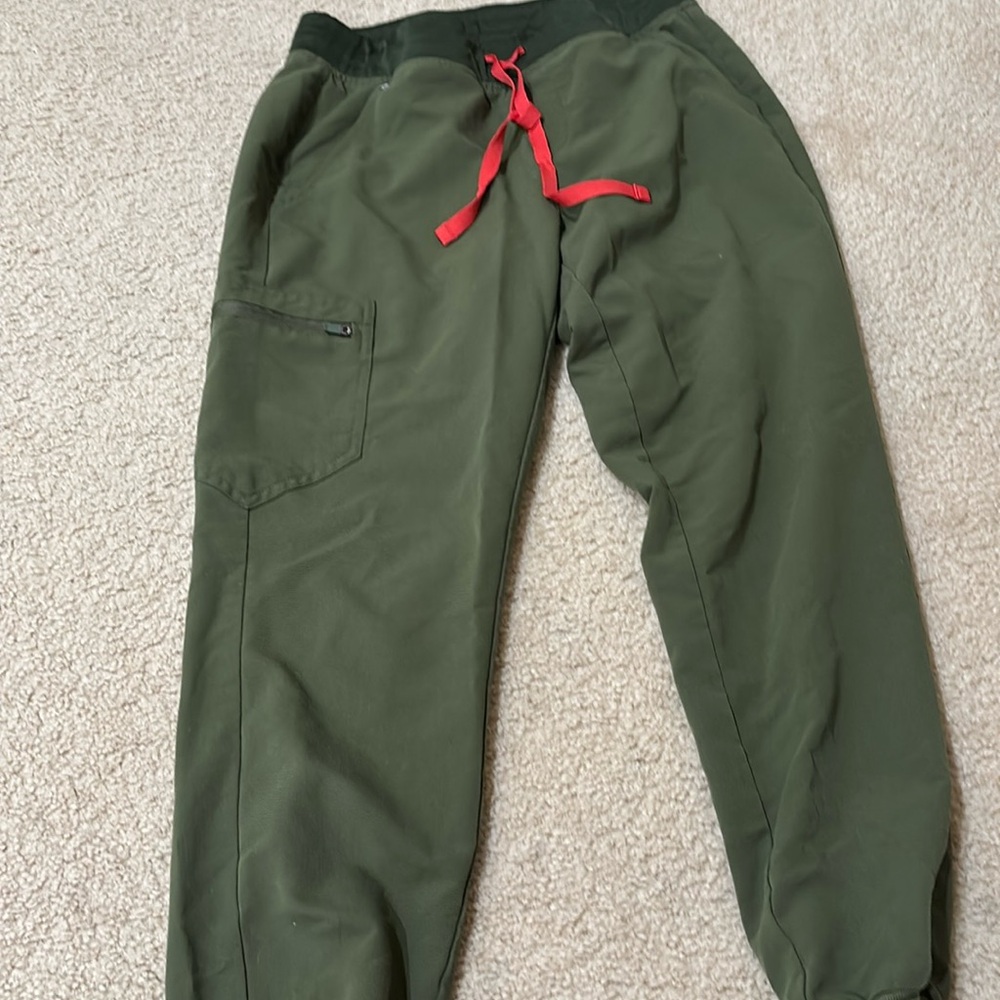 Figs scrub pants